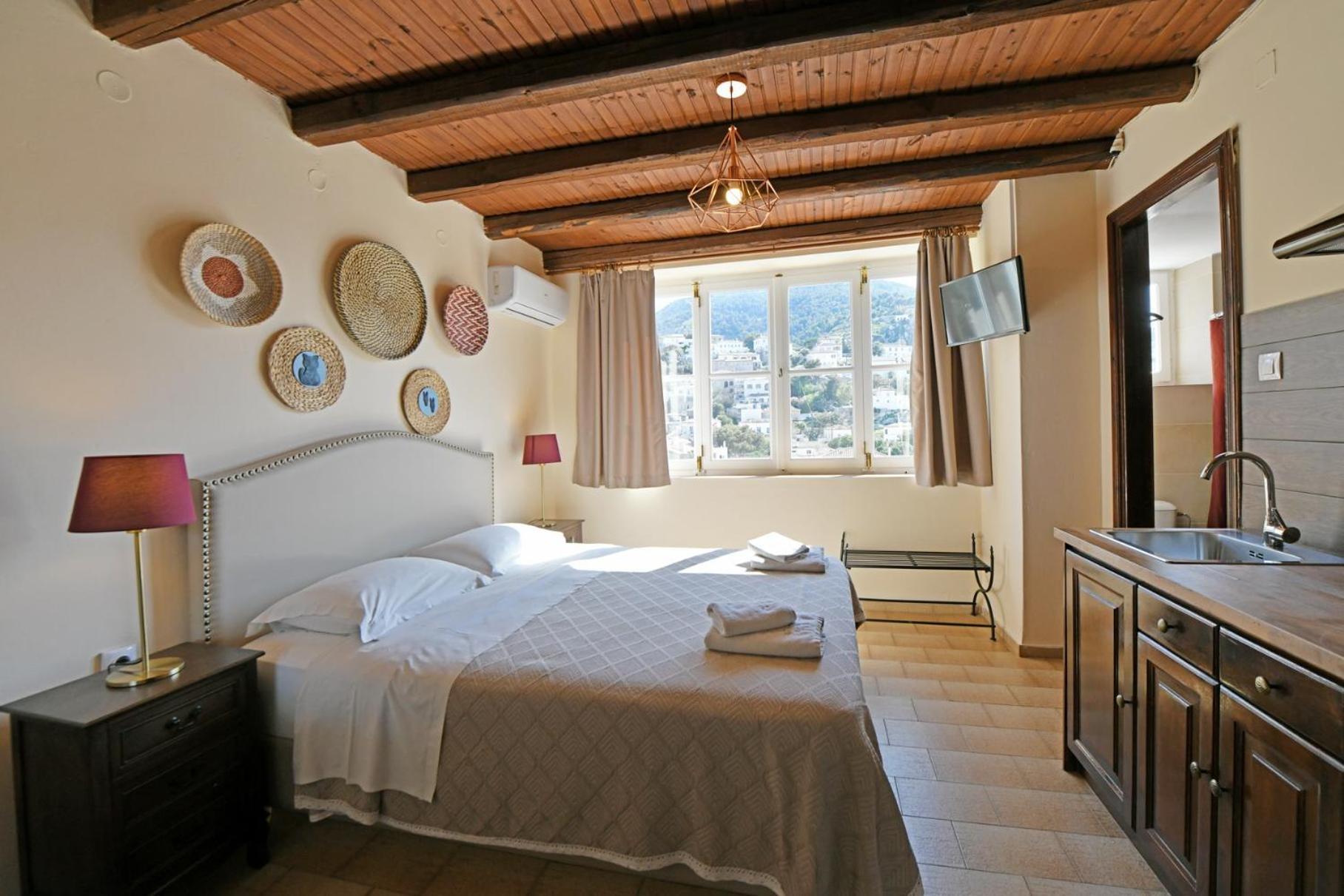Athina Guesthouse 伊兹拉 外观 照片