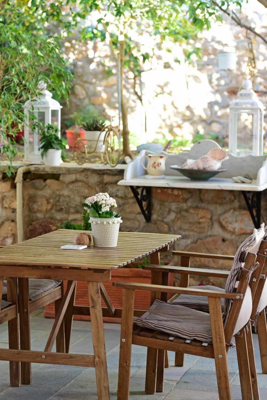 Athina Guesthouse 伊兹拉 外观 照片