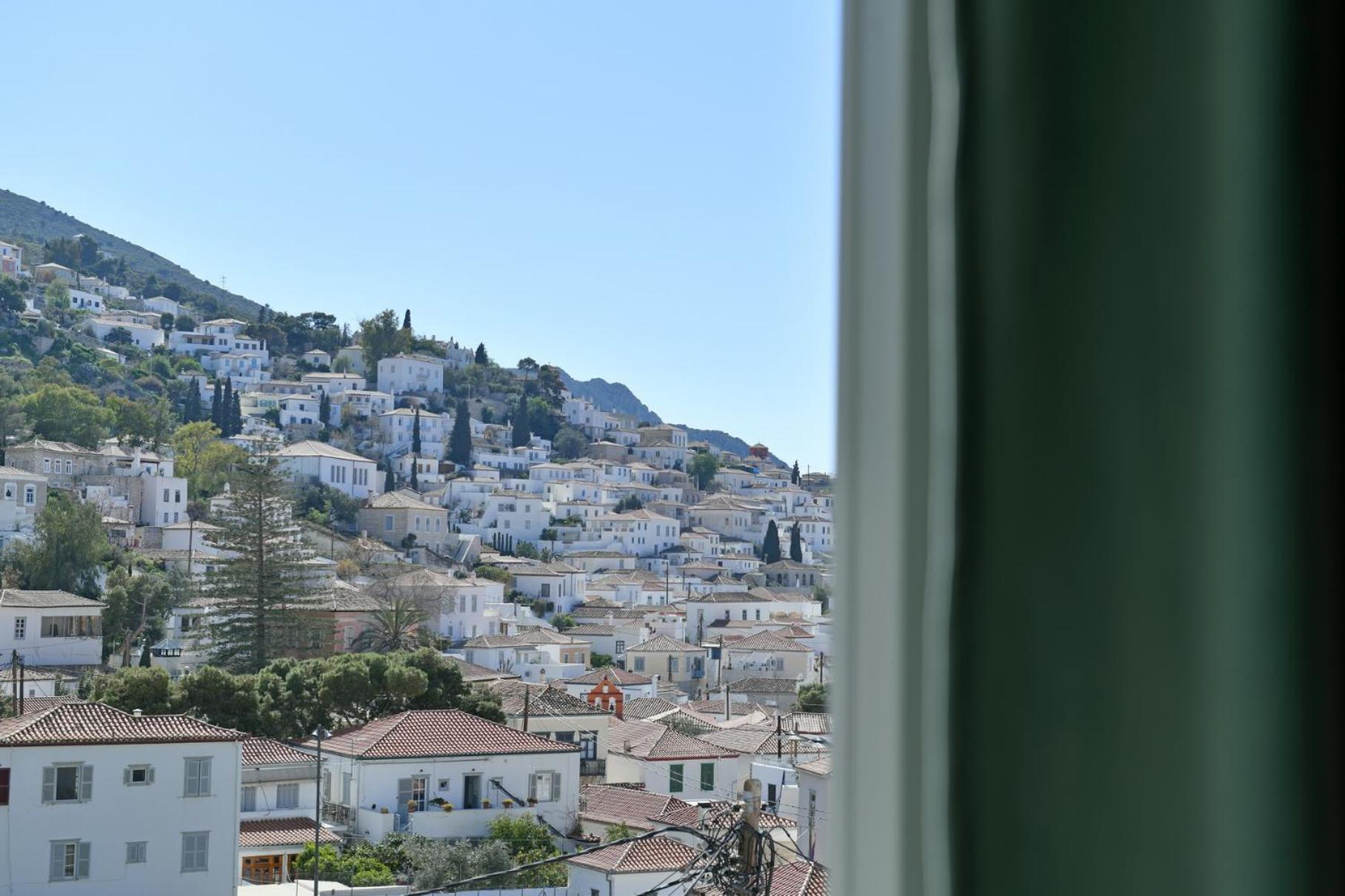 Athina Guesthouse 伊兹拉 外观 照片